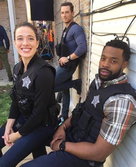 One Chicago Updates On Twitter 📷 Marina Squerciati Jesse Lee Soffer Laroyce Hawkins Jon