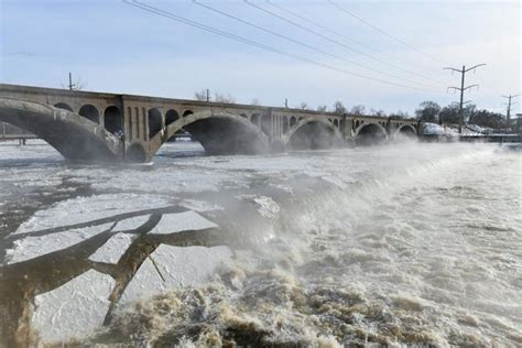 Flood Warnings Issued For Kankakee Will Grundy Kankakee Daily