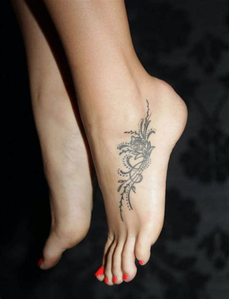 40 Finding The Best Female Ankle Tattoos Ideas Foot Tattoos For