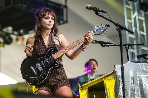 Angel Olsen Expands Tour Adds 3rd Nyc Show With Heron Oblivion