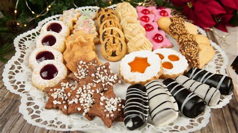 1 Teig 10 Plätzchen Bunter Plätzchenteller Weihnachtsplätzchen