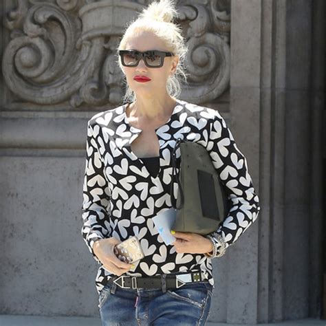 Her Outfit Costs What Gwen Stefanis 2515 Casual Weekend Duds