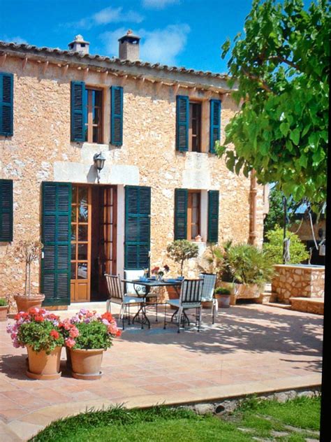 Tuscan Style Patio Love The Blue Shutters Tuscanstyle Tuscan