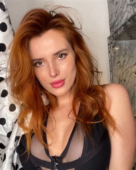 Bella Thorne Style Clothes Outfits And Fashion Page 4 Of 94 Celebmafia