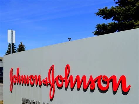 Into claims the company knew decades ago about possible cancer risks in talcum. Johnson & Johnson Marketing Mix (4Ps) Strategy | MBA Skool ...
