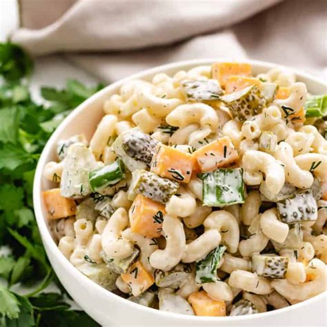 Simple Dill Pickle Pasta Salad Berlys Kitchen