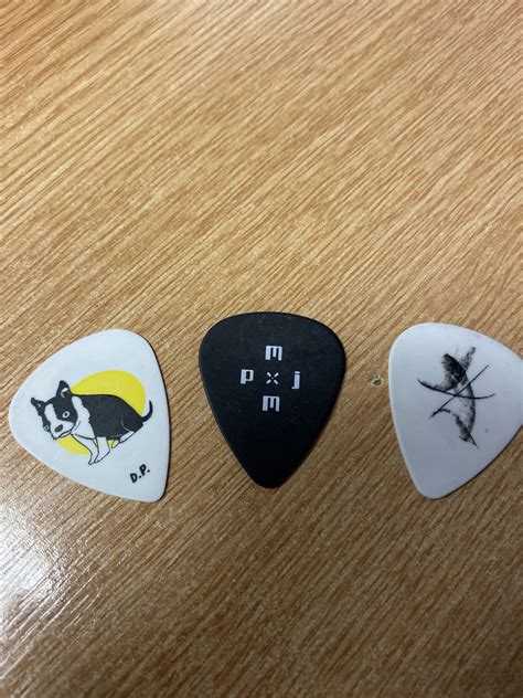 Pearl Jam Picks Evmm And Sg And Ev Enamel Pin For Sale — Pearl Jam