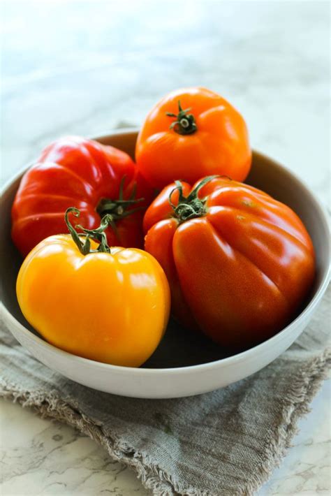 Heirloom Tomato Caprese Salad Zen And Spice Recipe Tomato Caprese