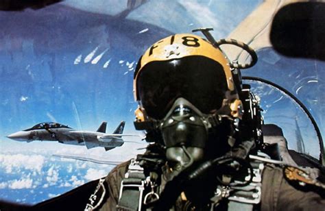 √ How Much Do Navy Fighter Pilots Make Na Gear