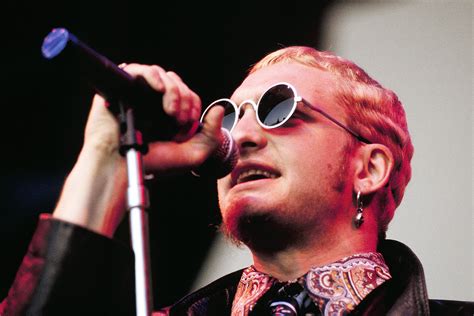 Shaun clark via instagram accounts i.think.its.gonna.rain and shaunclarkphoto. Layne Staley Sound-Alike Singer's New Song Will Fool You
