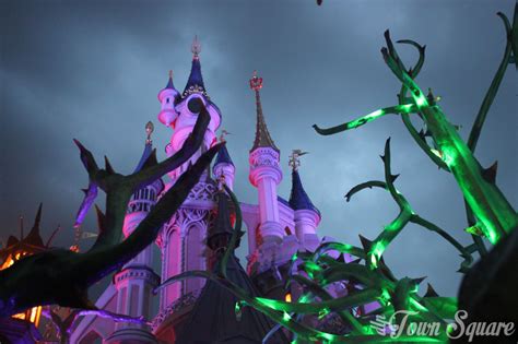 Halloween Dlp Town Square Disneyland Paris News Guides And Discussion