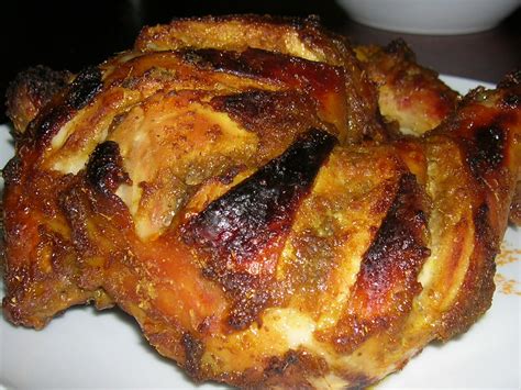 Fry the spice paste for 5 minutes on medium heat until fragrant. Anis' Diary... : AYAM BAKAR MADU BEREMPAH
