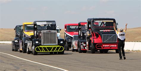 Truck Racing Returns 10 4 Magazine