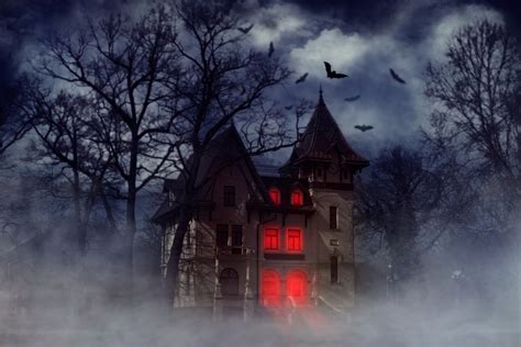 Top 10 Scariest Chicago Haunted Houses Lisa Finks Compass Real Estate