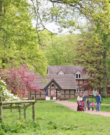 Queenswood Country Park Birdingplaces