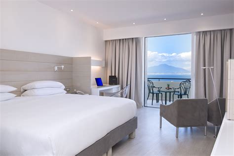 Rooms And Suites Hilton Sorrento Palace Accommodation