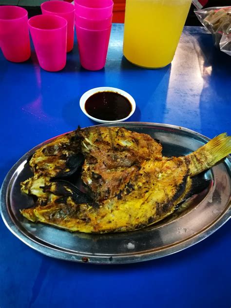 N.º 74 de 114 restaurantes en port dickson. Medan Ikan Bakar Kg Teluk, Pasir Panjang, Port Dickson