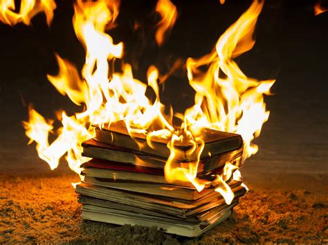 Book On Fire Prank Prank Star Buy Online In Uae Hardcover Products In Nbcuniversal