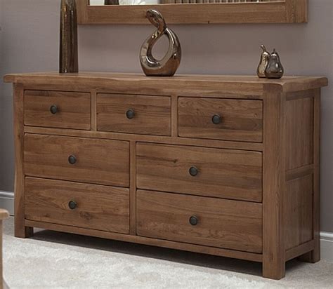 It is a great choice when you want a warm and inviting no matter what you budget you can find great solid oak furniture that will last and that will provide you with years of use. Warwick solid oak bedroom furniture large wide multi chest ...