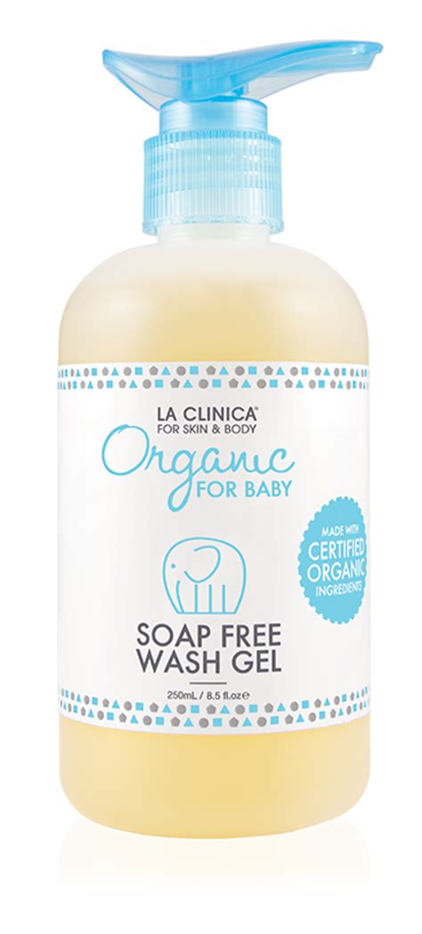 I always choose organic baby soaps to wash my little one. La Clinica Organic for Baby Soap Free Wash 250ml