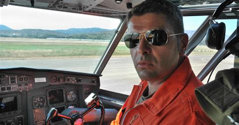 Combien De Pilote Dans Un Canadair - A la rencontre des pilotes de Canadair en Corse