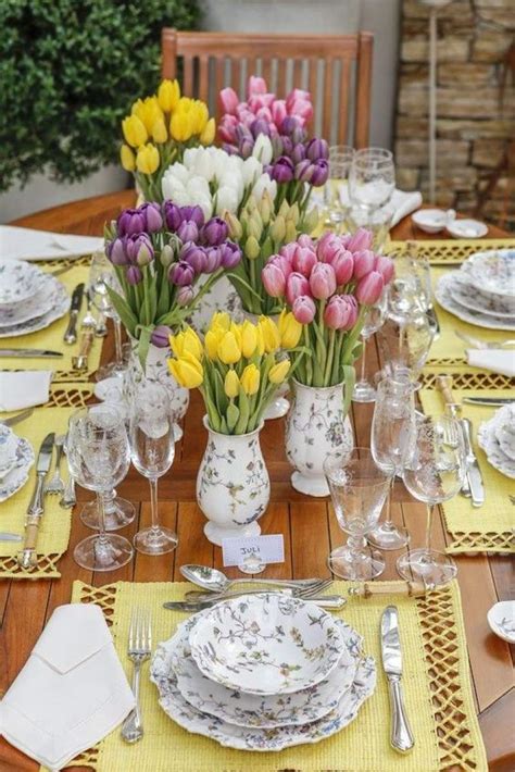 50 Elegant Easter Tablescapes And Centerpieces Hike N Dip