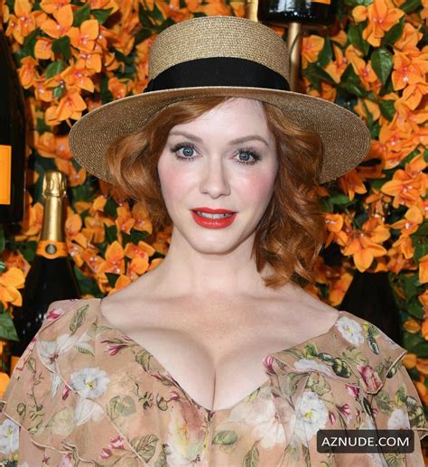 Christina Hendricks Sexy Presented Her Famous Sexy Cleavage At The 2018 Veuve Clicquot Polo