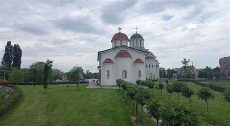 Чудесна изградња цркве Св. Нектарија у Србији - TAMO DALEKO
