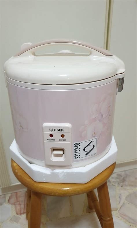 Tiger JNP 1800 Rice Cooker MADE IN JAPAN TV Home Appliances Kitchen