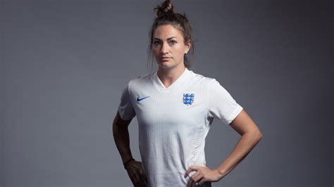 England Striker Jodie Taylor Switches To Portland Thorns
