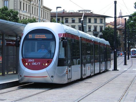 Next Firenze tram route to open in November | News | Railway Gazette International