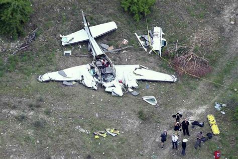 6 Dead In Kerrville Plane Crash Dps Confirms Houston Chronicle