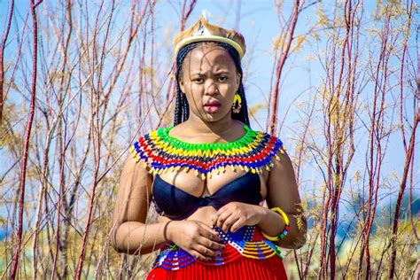 south african ladies show off their sexy curves and stunning beauty as they celebrate heritage day