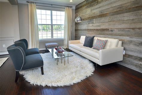 20 Comfortable Living Rooms With Sleek Wooden Walls