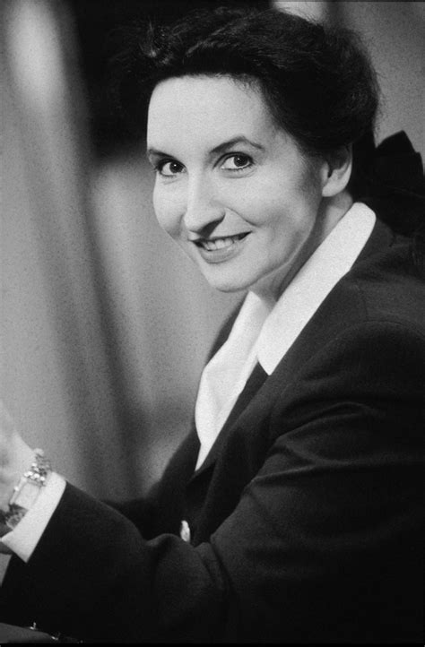 Leontine von schmettow ermöglicht exklusive einblicke in die europäische aristokratie. Vita von Carola Gräfin von Schmettow