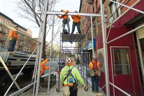 Nyc Building Installs Safety Scaffolding Following Post Expose