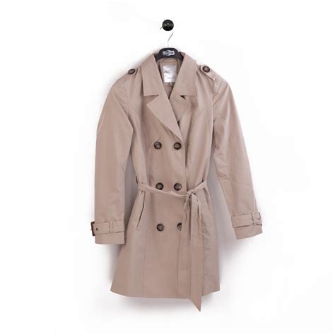Bij daka vind je een ruim assortiment aan zomerjassen voor dames. Soyaconcept Zomerjas Lora 1 voor dames Beige