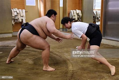 Women Sumo Wrestling Photos And Premium High Res Pictures Getty Images