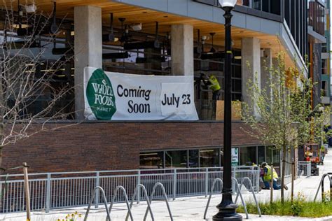 Find 21 photos of the 2601 pennsylvania ave apt 852 condo on zillow. "the new Whole Foods is open on Florida Ave." | PoPville
