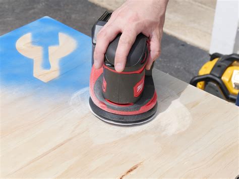 Milwaukee engineers don't just design tools. Milwaukee Cordless Sander Review - Tools in Action