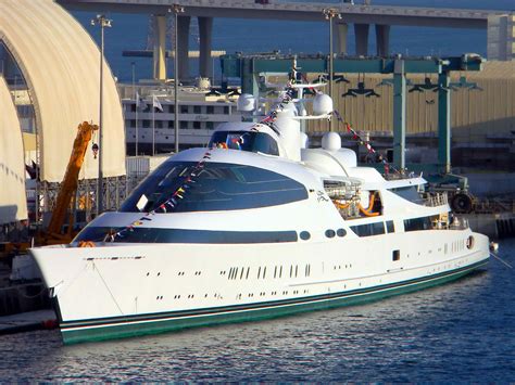 Yacht YAS, an ADM Superyacht | CHARTERWORLD Luxury Superyacht Charters