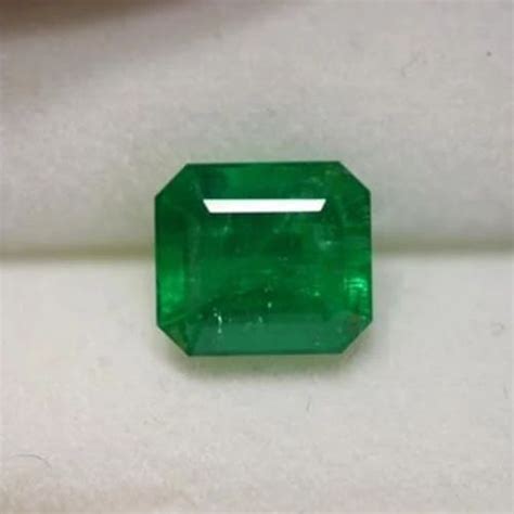 Natural Brazilian Emerald At Rs 5000carat Emerald Stone In Ambikapur