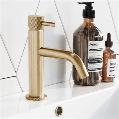5 Of Our Favourite Brass Bathroom Taps — Love Renovate