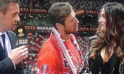 Celia jaunat pochwaliła się nową fryzurą. Finał LE: zabawna sytuacja podczas wywiadu dziewczyny ...