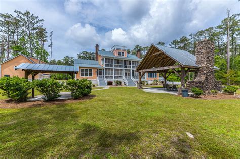 Merrimon Estate | PDL Beach Properties | Beaufort NC Wedding Venue