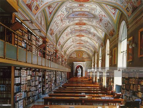 The Archives Of The Vatican Library. Les trésors de la Bibliothèque ...