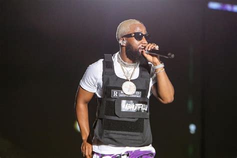 Move for me music video by cassper nyovest. Cassper Nyovest reacts to Drake: 'I don't open for ...