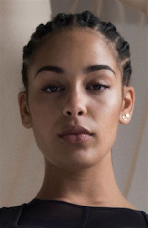 Pin By Adulphina Imuede On Faces Brown Skin Girls Face Shape Hairstyles Jorja Smith