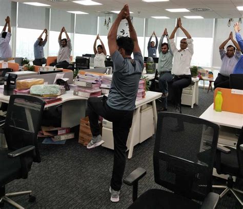 Conduct Corporate Yoga Sessions Office Yoga For Employees
