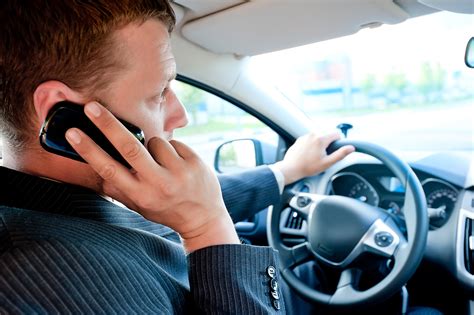 massachusetts closer to ban on cell phone usage in cars